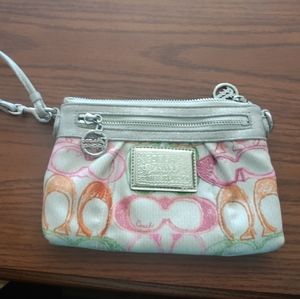 Coach Poppy Wristlet